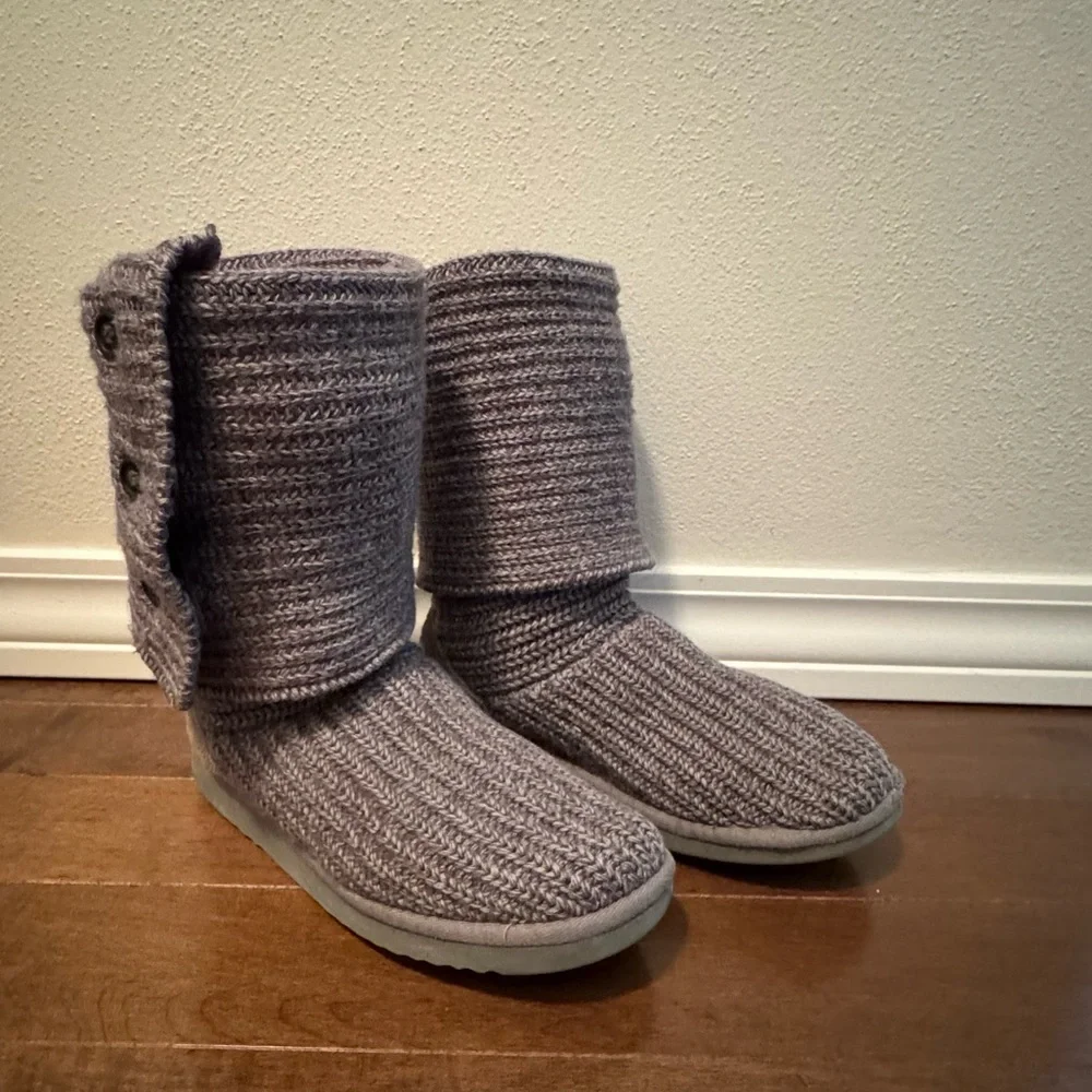 UGG Boots Gray Cardy Sweater Tall or Short Boots Size 7 - Picture 8 of 16
